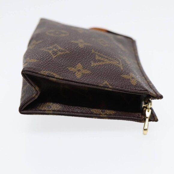 LOUIS VUITTON Monogram Poche Toilette 15 Pouch - Picture 4 of 16